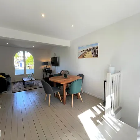 Abatilles: Maison Spacieuse 150m² Pres Plage, 4 Chambres, Jardin, Parking, Wifi - Fr-1-420-100 Arcachón