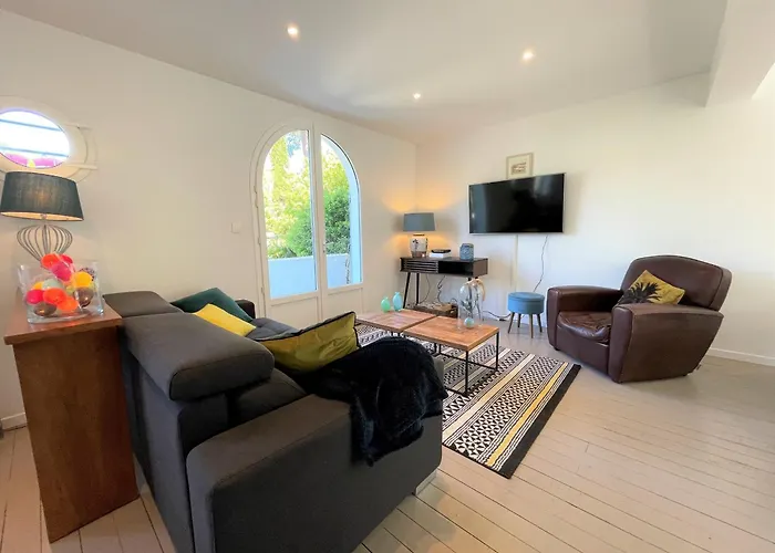 Arcachon Abatilles: Maison Spacieuse 150M² Pres Plage, 4 Chambres, Jardin, Parking, Wifi - Fr-1-420-100